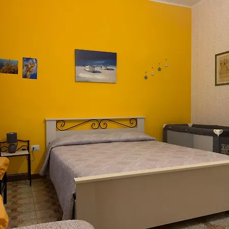 Il Mirto 2 Bed and Breakfast SantʼAntìoco